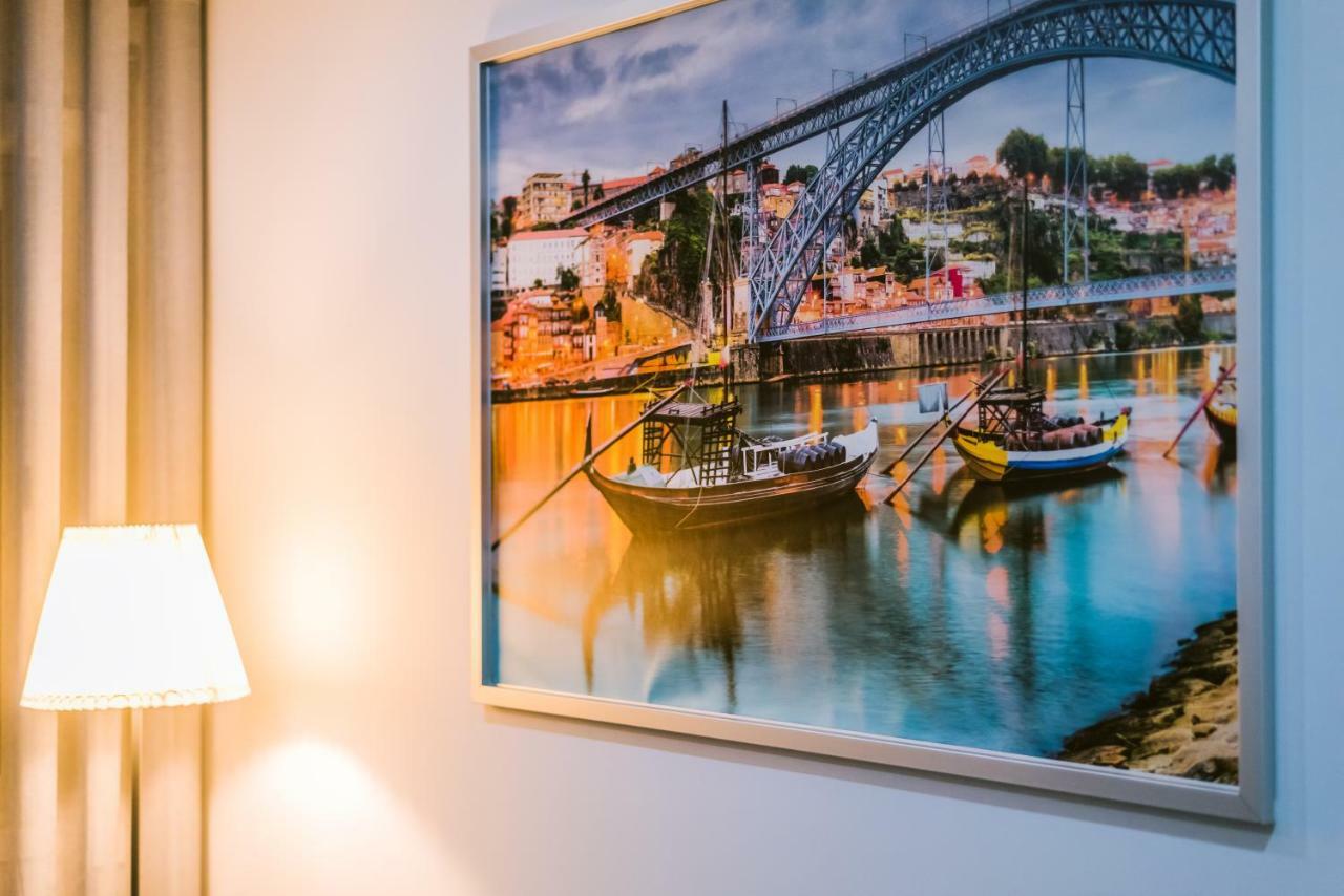 Lechartier Oporto Apartments 3 ภายนอก รูปภาพ